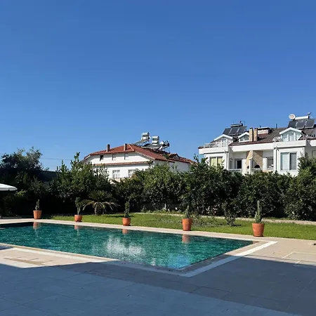 Blue Villa *