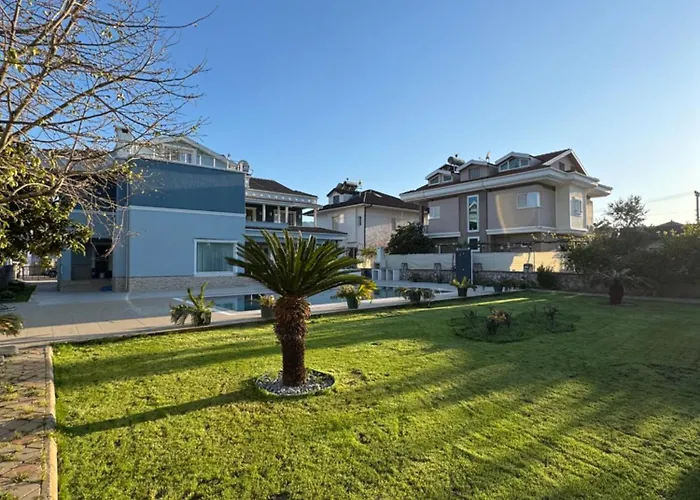 Blue Villa *